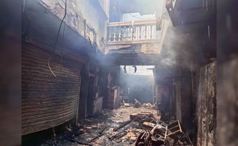 945bhrgo_hyderabad-fire_625x300_18_May_25