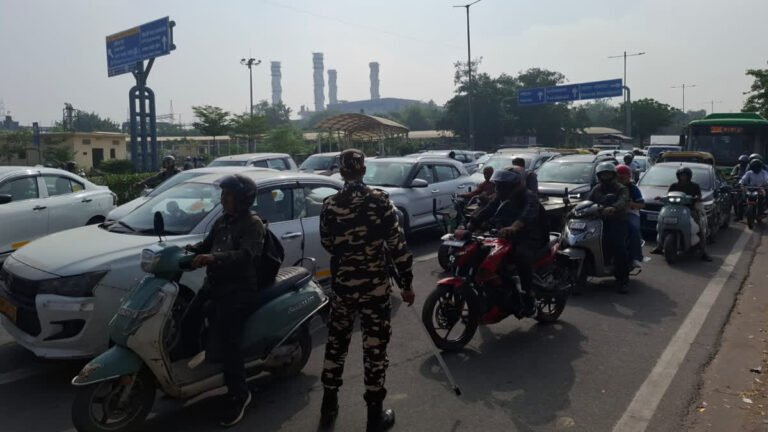 1200-675-27842275-thumbnail-16x9-delhi-traffic