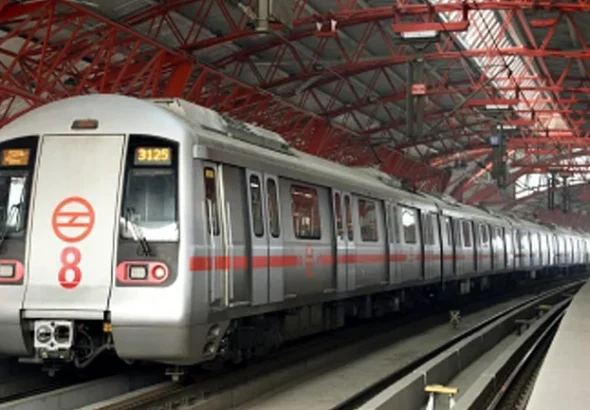 qaumiawaz_2026-02-23_pbe8bbmh_delhi metro