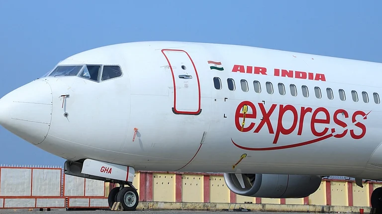 qaumiawaz_2026-10-31_5conkv25_Air-India-Express